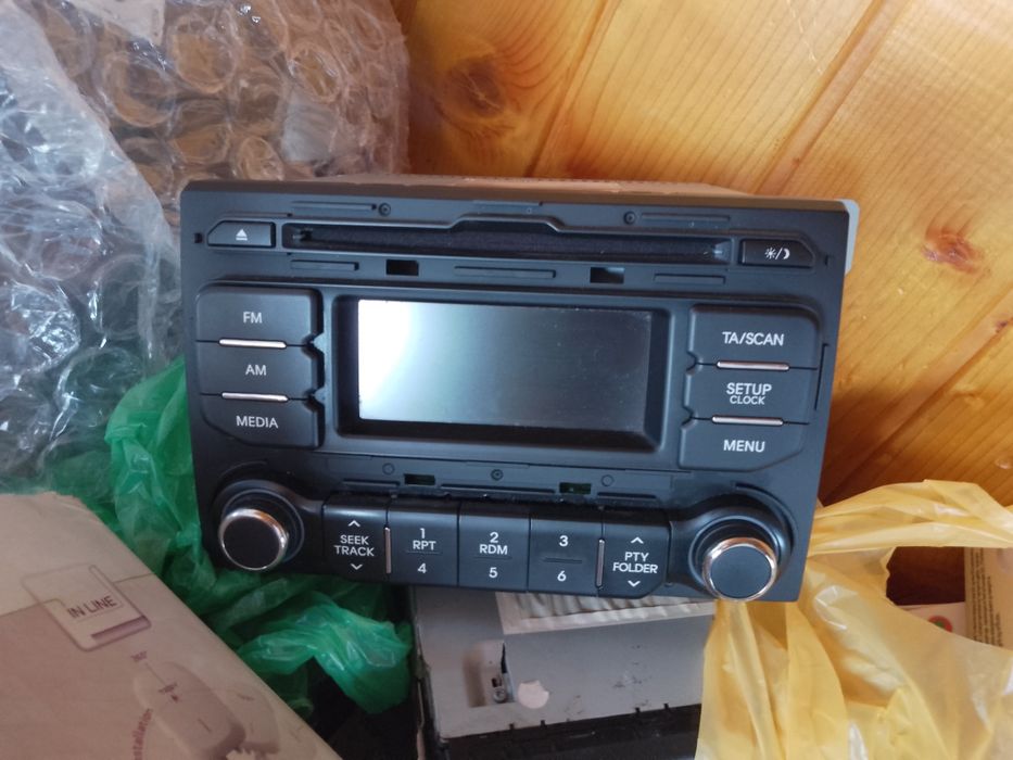 Продавам на части Киа Рио 1.2 2014г