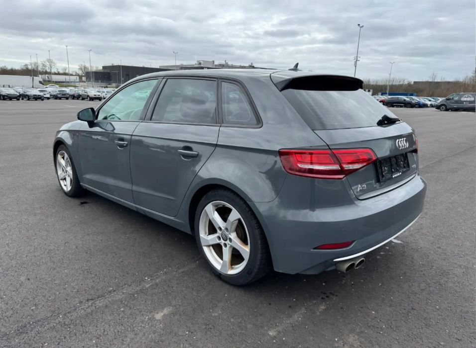 Audi A3 Sportback Audi A3 35 tfsi
