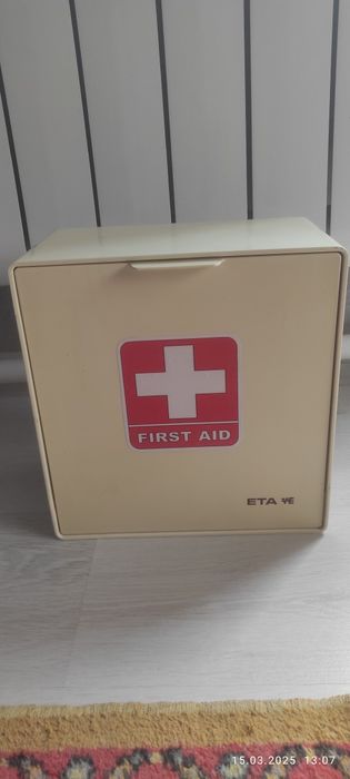 Аптечка для первой помощи
