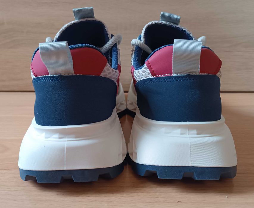 Нови мрежести маратонки-43 номер