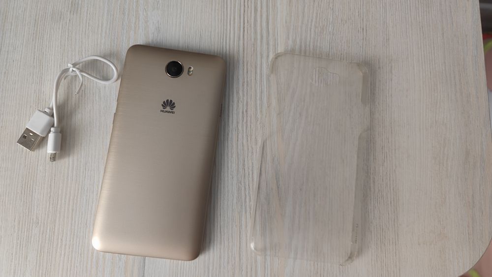 Смартфон телефон Huawei LTE поддерживает 2 сим карты sim