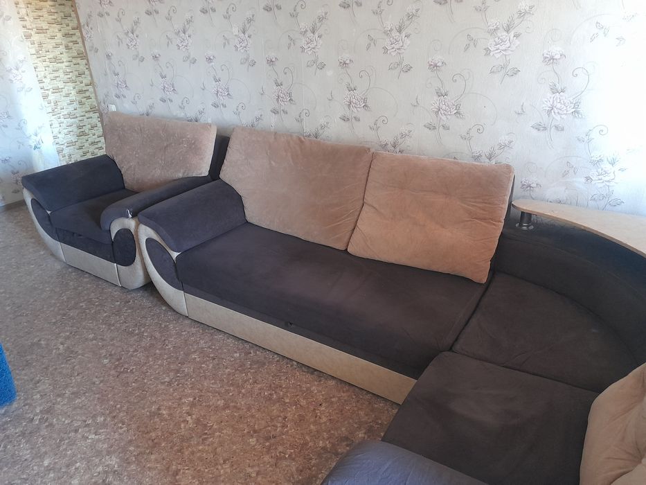 Продам диван б/у