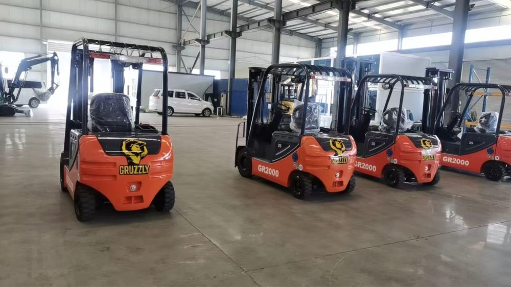 Вилочный погрузчик электрический