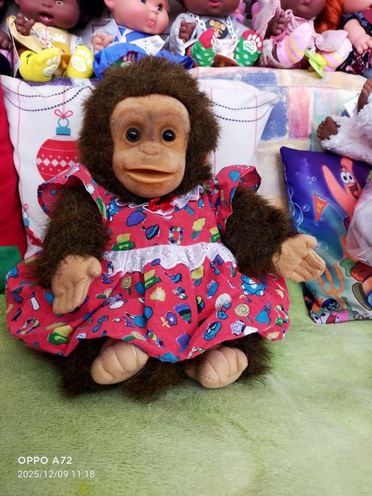 Продам игрушки , куклы .