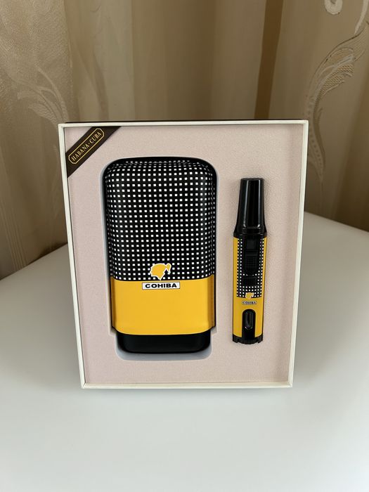 Cohiba комплект за пури – кожен калъф за 3 пури + запалка