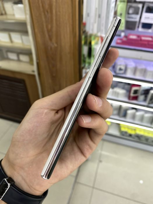 Samsung Note 10 12/256 ideal