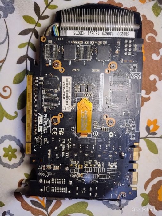 ASUS PRIME H470M-PLUS (LGA1200) NVIDIA GTX 760 GRATIS (cu probleme gaming) Atenție la deschidere.