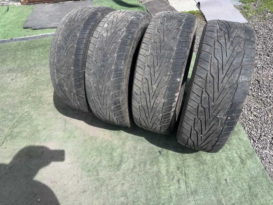 Продам шины Toyo