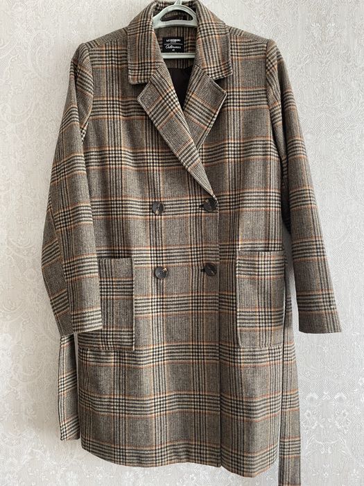 Продам пальто  весна- осень.