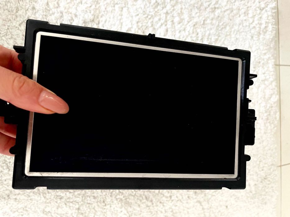 Дисплей (LCD NAVI) за Mercedes Benz - ОРИГИНАЛЕН!