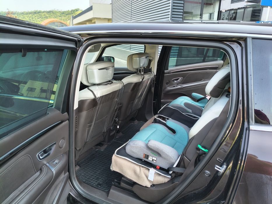 Vand Renault Espace 5 Initiale Paris an 2015 cu garantie