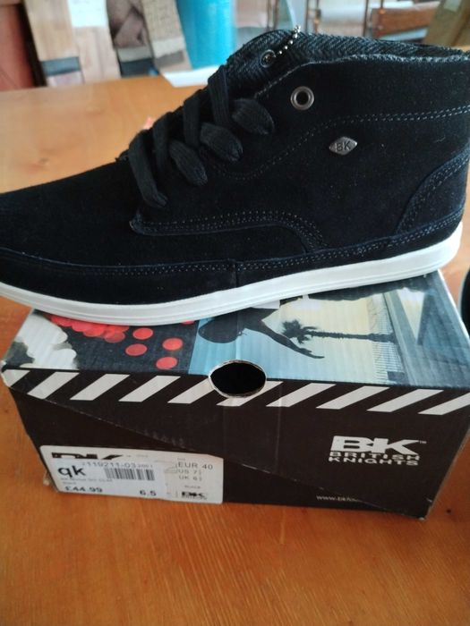 Обувки кецове  British Knights 40 велур