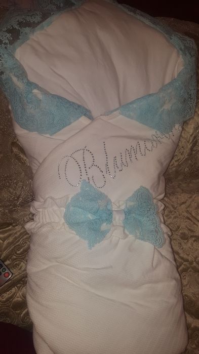 Продам конверт на выписку