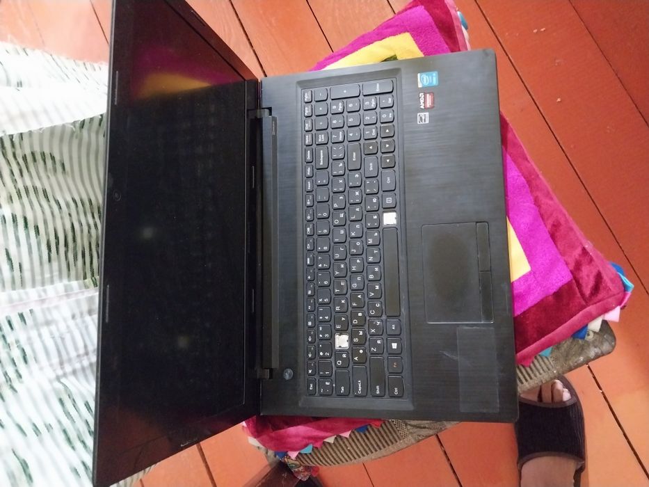 I5 amd graphics 512ssd
