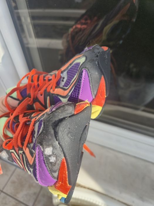 Маратонки new balance 9060 размер 37