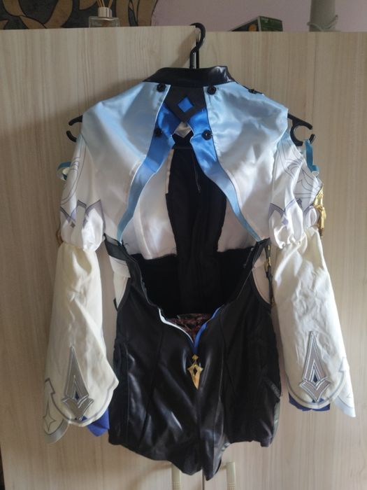 Eula cosplay uwowo Genshin Impact