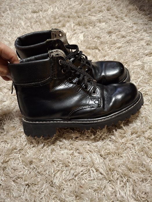 Ghete dama piele locuită