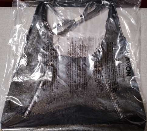 AVON - чанти, портфейли и аксесоари