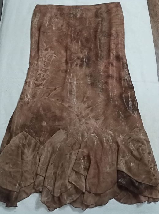 Продам нарядный женский костюм