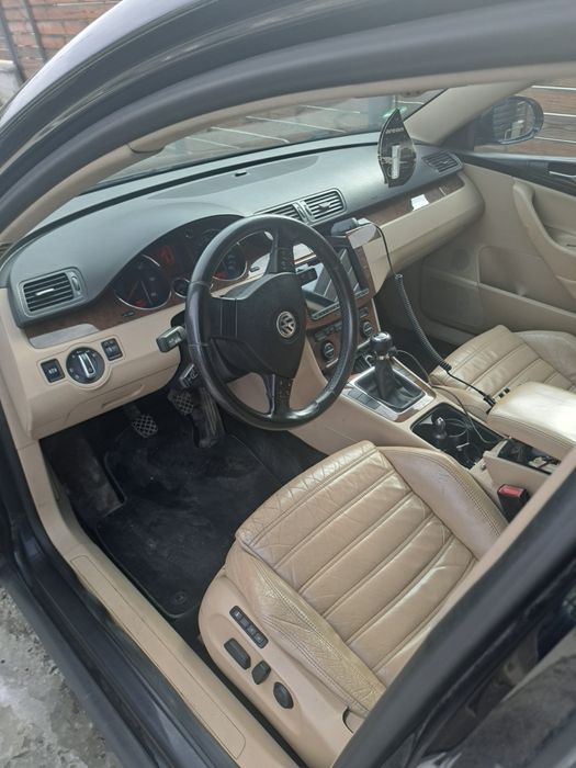 VW Passat 2.0 tdi 140 cp