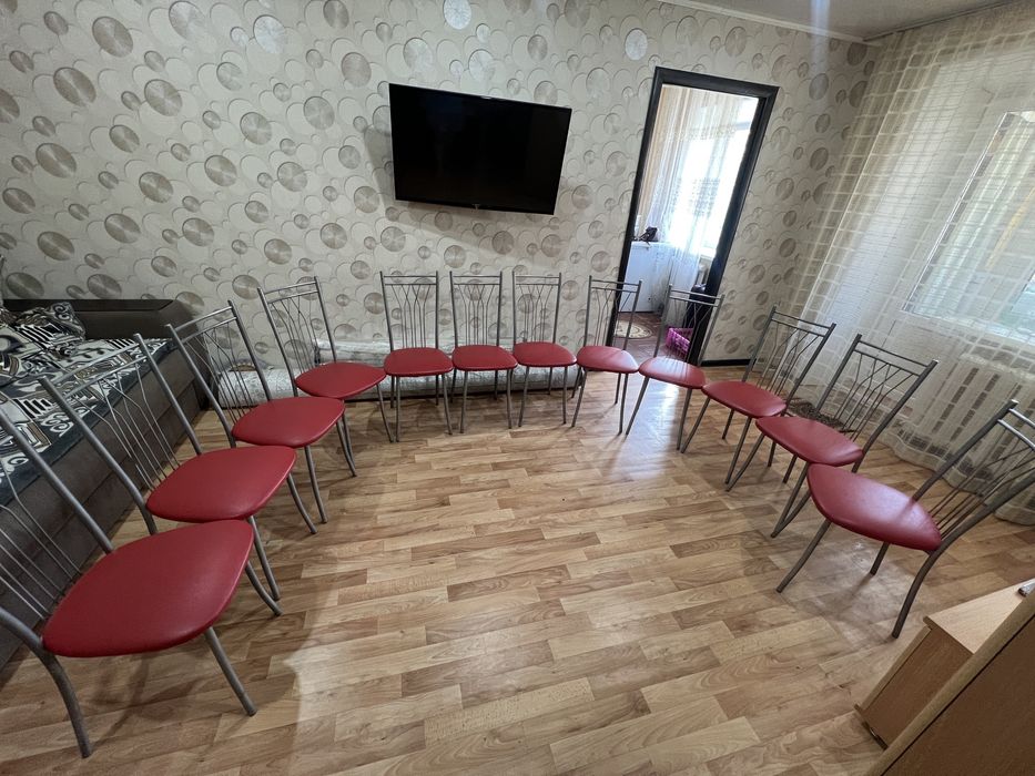 Продаю стулья в отличном состоянии