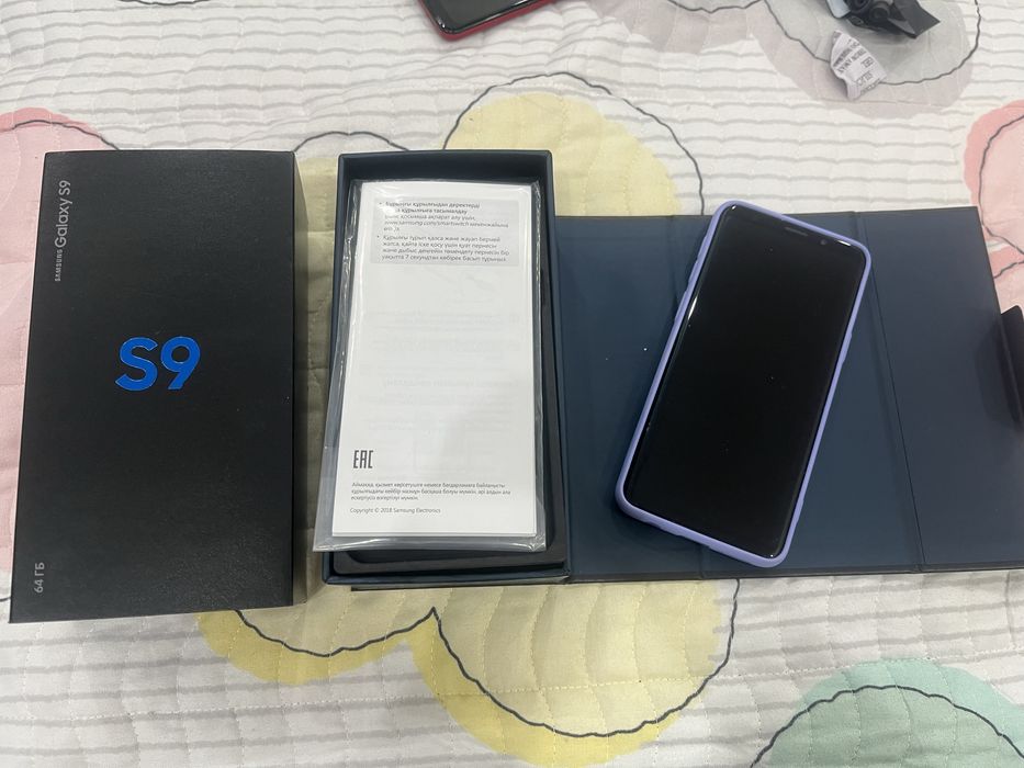 Продам 2 смартфон Самсунг А21 и СамсунгS9