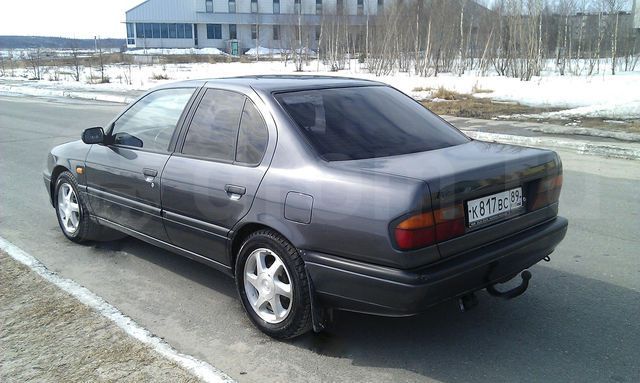 продам бампер. . б/у оригинл
