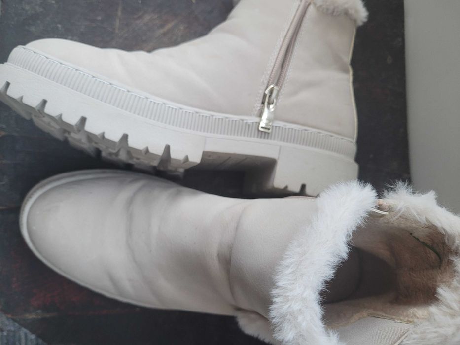 cizmulite de iarna nr 38