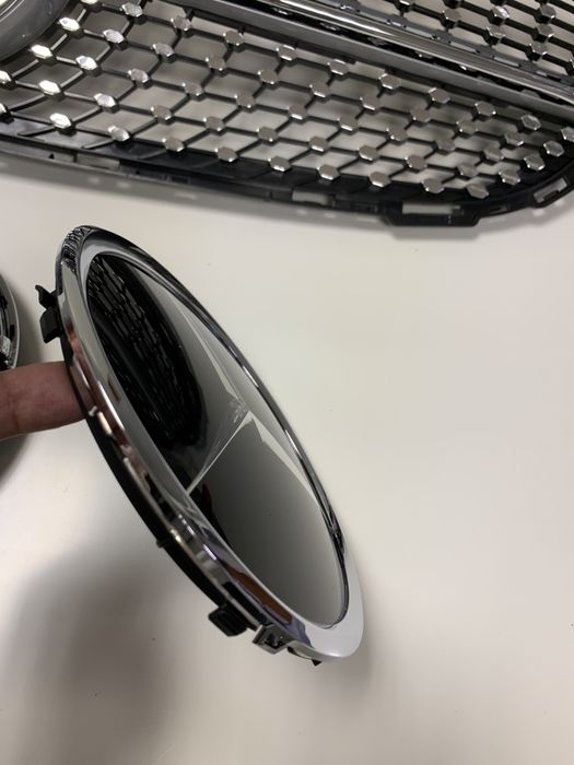 Решетка за Mercedes Benz Diamond Grille A Class W176 13-15
