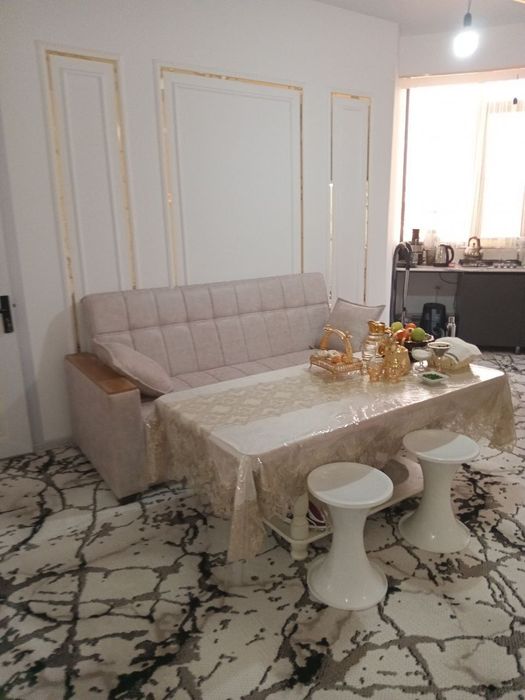 2 xonalik kvartira sotiladi. Uzbekistanskiy