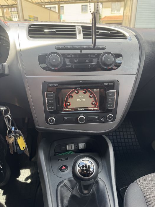 SEAT Leon 2010 — imagine 4