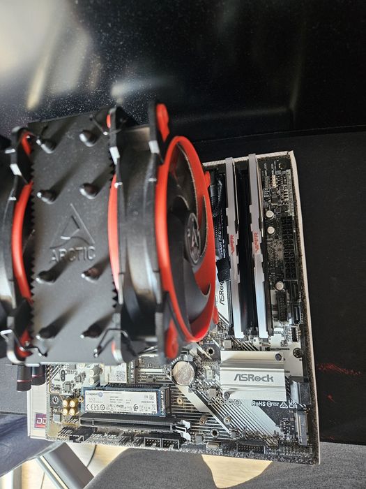 Kit AM5: Procesor Ryzen 7 7700X + Placă de bază ASRock B650M PRO RS | Garanție până  în 2028