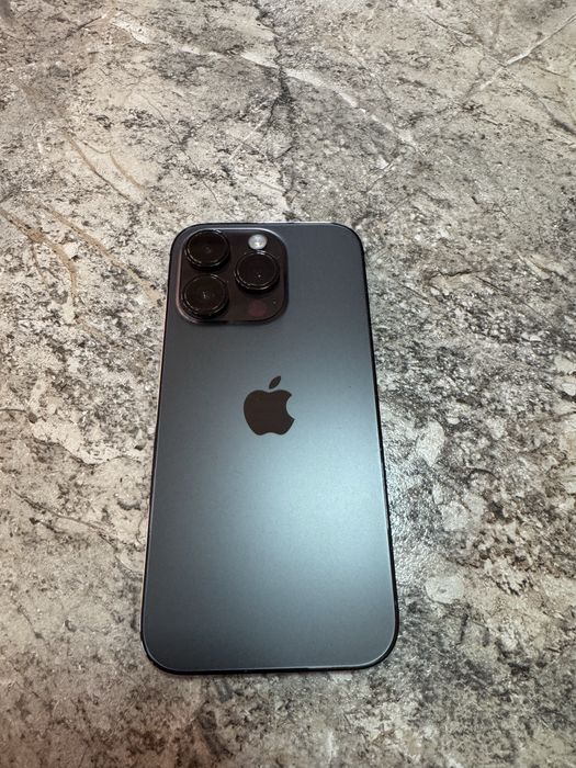 Айфон 14 про.       .