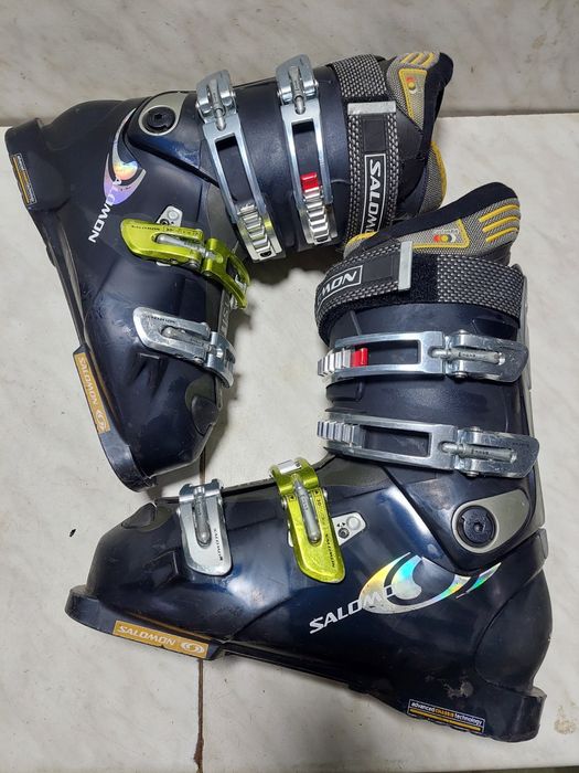 Clapari ski schi Salomon mondo 27,5 corespunde mărimii 41-42