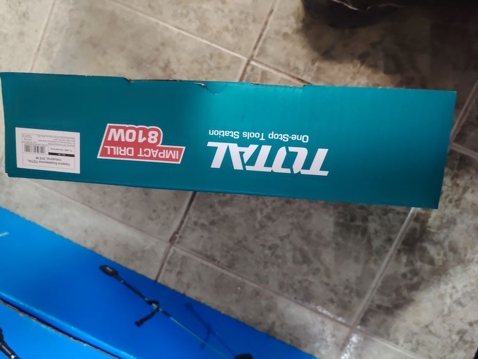 Ударна бормашина TOTAL Industrial, 810 W