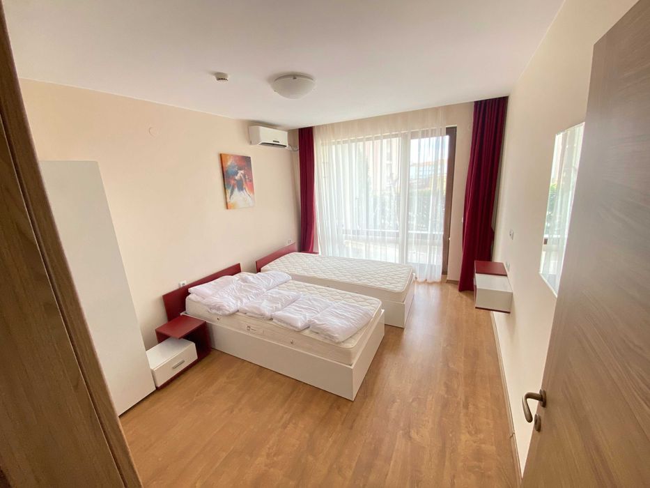Продава се Тристаен апартамент в Свети Влас - 124 кв.м за 650 €/кв.м - Снимка #2