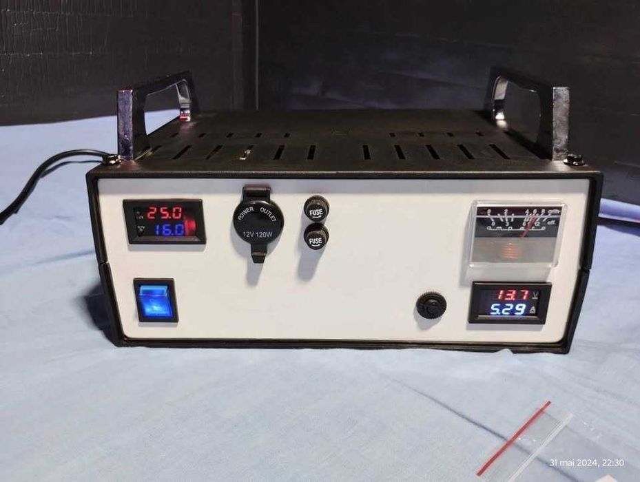 Redresor baterie auto/Incarcator/Sursa 12 V - 12 A