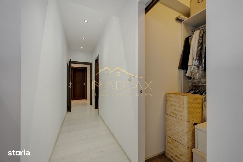 3 Camere | 77 mp Utili | Boxă Inclusă | Piscină & Fitness | Lângă Pădu