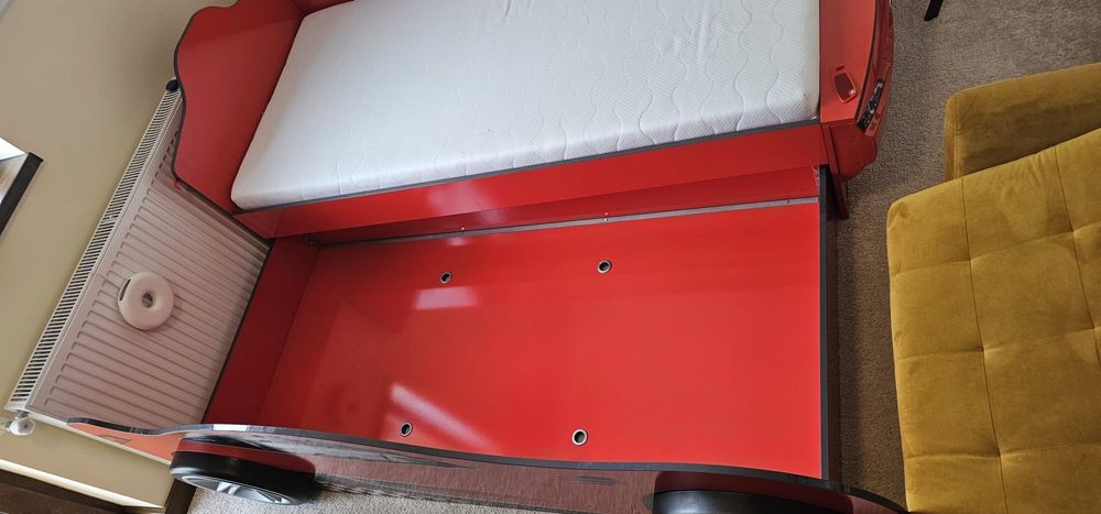 Pat masinuta pentru copii Race Cup Red, 190 x 90 cm