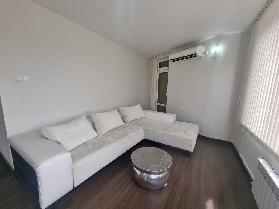 Продава се Тристаен апартамент в Благоевград, Ален мак - 90 кв.м за 1017 €/кв.м - Снимка #3
