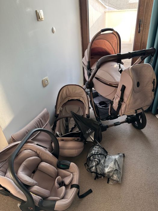 Детска количка Egg2 – пълен комплект, отлично състояние