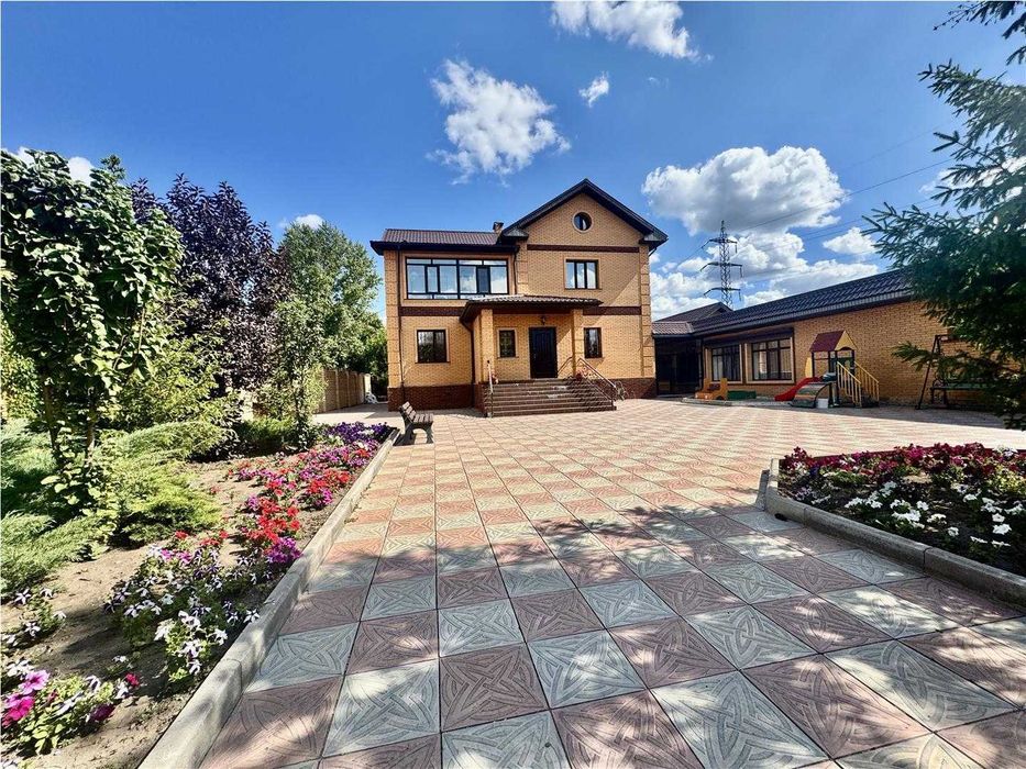 6-комнатный ОСОБНЯК по ул.Ермекова (район санатория Березки)