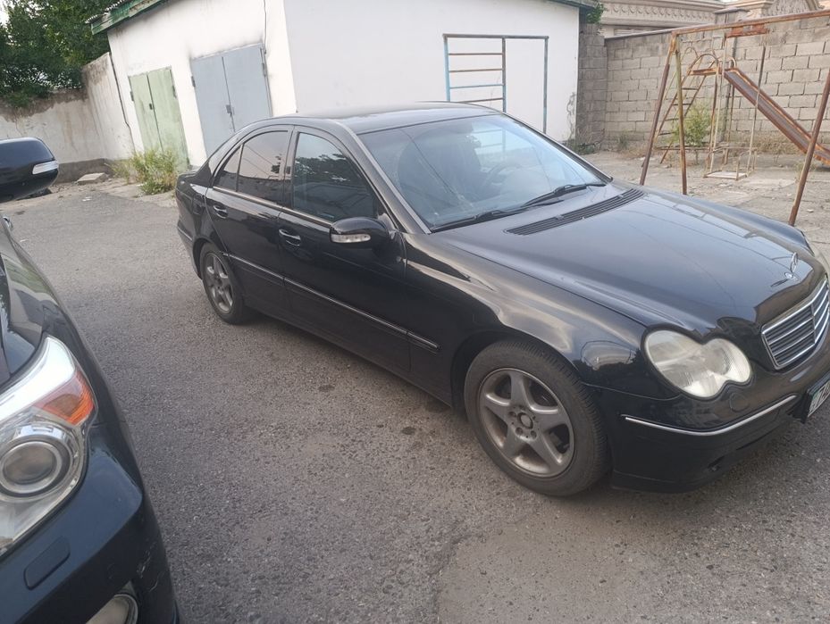 Продаю Мерседес-Бенц, W203,  С-200 compressor