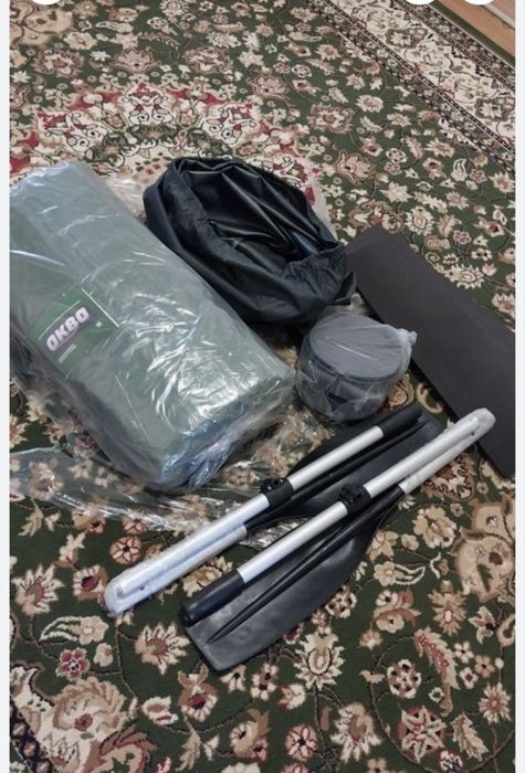 Продам лодку с мотором