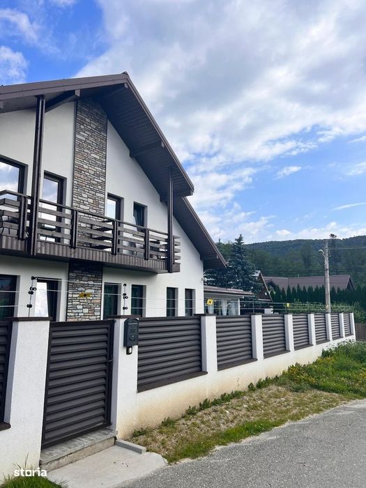 Bușteni - casa foarte frumoasă - 360000 Euro/Neg.