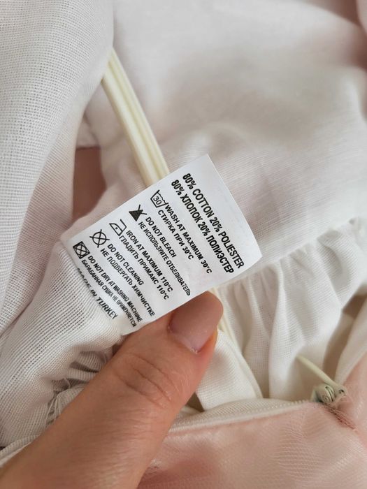 Платье нарядное, праздничное для девочки