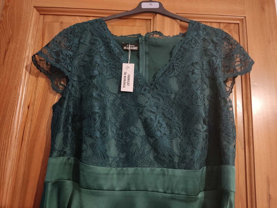 Rochie dama de ocazie