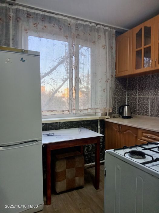 Продаю-1-ю.кв.на 2 мкр.