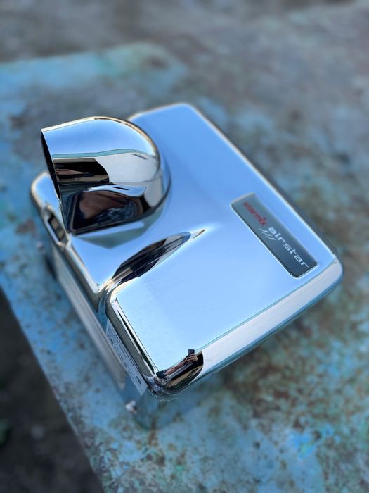 Сушилко для рук почти новый