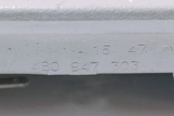 Plafoniera  4B0947303 Audi A6 4B/C5 seria